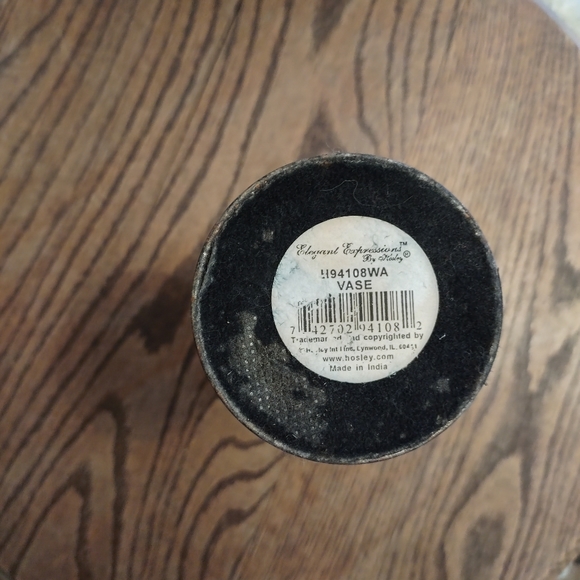 Butterfly Vase - Picture 5 of 6